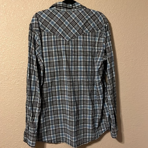 Moonshine Spirit by Brad Paisley men’s snap front western shirt - Picture 5 of 5